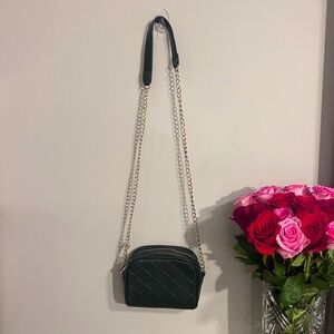 Forever 21 Black Quilted Chain crossbody Bag